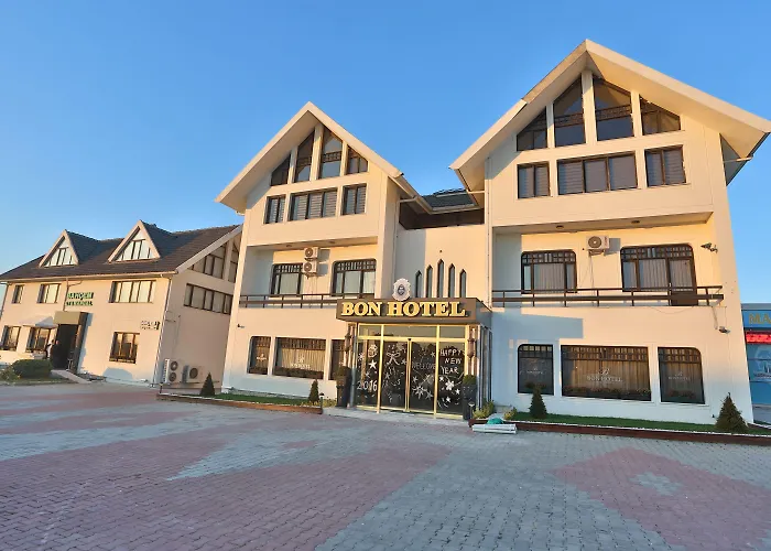 Bon & מלון סיליברי